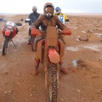 pintado de arena marruecos moto trail